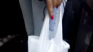 Linda gata fica com  ...