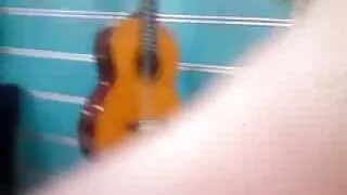 Morena magra e pálid ...