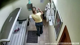 Garota asiática deva ...