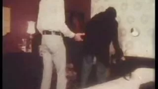 Garota morena românt ...